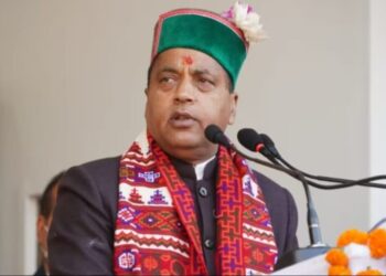 सरकारी बसों में पुलिसकर्मियों के अंशदान में बढ़ोतरी को वापस ले सरकार