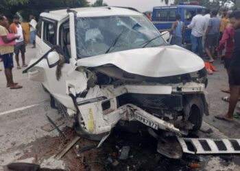 भोजपुर में सड़क दुर्घटना में एक हीं परिवार के पांच लोगों की मौत, दो घायल