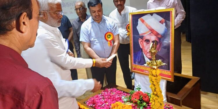 आधुनिक भारत के महान इंजीनियर एवं राजनयिक थे विश्वेश्वरैयाः स्वतंत्र देव