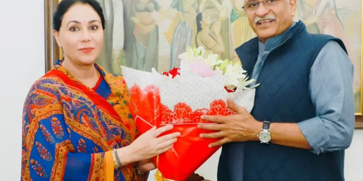 उपमुख्यमंत्री दिया कुमारी ने गुरुवार को केंद्रीय पर्यटन मंत्री गजेन्द्र सिंह शेखावत से की मुलाकात