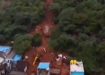 चक्रवाती तूफान फेंगल ने तमिलनाडु में मचाई भारी तबाही