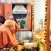 सीएम योगी ने अर्पित किया खिचड़ी का भोग, हजारों श्रद्धालुओं का उमड़ा सैलाब