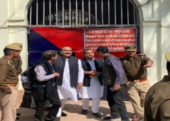 अब्दुल्ला आजम 17 महीने बाद हरदोई जेल से रिहा, समर्थकों का उमड़ा सैलाब