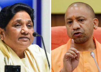 स्टेशन हादसे पर सीएम योगी ने जताया दुख, मायावती बोलीं- रेलवे की लापरवाही से हुआ हादसा