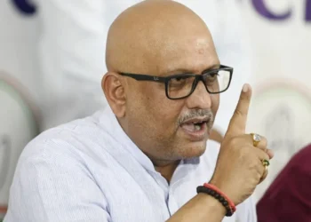 दिल्ली चुनाव में आप की हार पर अजय राय का हमला, भाजपा से मांगा शीला दीक्षित जैसा काम