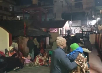 भूकंप का ऐसा खौफ कि आधी रात लोग अचानक लेने भगवान का नाम