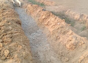 लोधेश्वर कॉरिडोर को जाने वाली मुख्य सड़क के नाला निर्माण में लाखों का बंदरबांट