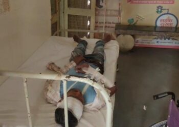 सीतला बक्स खेड़ा में दर्दनाक सड़क हादसा, अनियंत्रित बाइक खाई में गिरी, एक की मौत, एक घायल