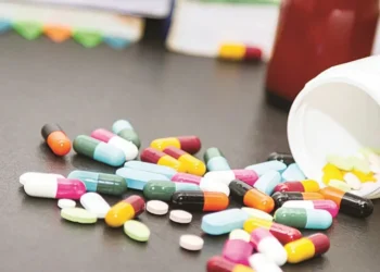 एफएसडीए ने सेक्सोलॉजिस्ट क्लीनिकों पर मारा छापा, जांच के लिए भेजे दवाओं के नमूने