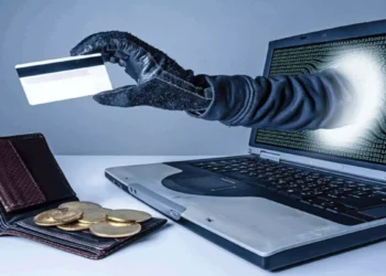 एमपी की सबसे बड़ी साइबर ठगी में शामिल निजी बैंक की पूर्व मैनेजर समेत छह  गिरफ्तार