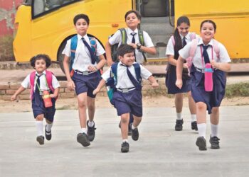 अब बिना आधार के भी मिलेगा दाखिला, हाजिरी लगाएंगे आंगनबाड़ी के रजिस्टर