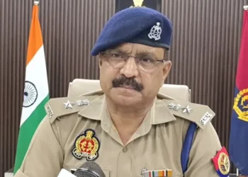 मुरादाबाद में पुलिसकर्मियों को बंधक बनाकर किया गया अभद्र व्यवहार