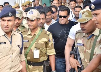 सलमान खान को फिर मिली जान से मारने की धमकी, बढ़ाई गई सुरक्षा