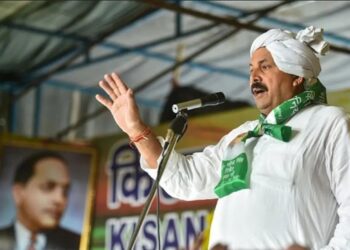 पाकिस्तान का पानी रोकना गलत, सभी पाकिस्तानी आतंकी नहीं : नरेश टिकैत