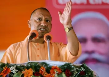 अब सरकार लेगी अवैध वक्फ संपत्तियों पर एक्शन, जिलाधिकारियों को सख्त निर्देश