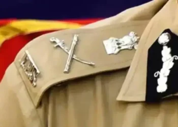 यूपी में देर रात 14 आईपीएस अधिकारियों के तबादले, बदले कई जिलों के एसएसपी