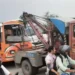 गोरखपुर-वाराणसी हाईवे पर रोडवेज बस, ट्रेलर से टकराई, महिला की मौत, पांच अन्य गंभीर