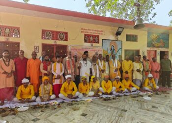 सोलह संस्कारों में यज्ञोपवीत संस्कार सर्वोपरिः डॉ बृजेश शास्त्री