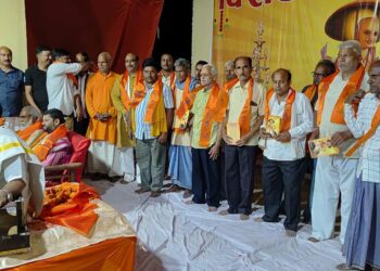 श्री वामन धाम बौनाभारी में चल रहे विराट विष्णु महायज्ञ में उमड़ा श्रद्धा का सैलाब