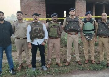 आगरा में ज्वेलरी लूट और हत्या का मुख्य आरोपी मुठभेड़ में ढेर