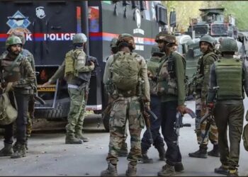 हाई-अलर्ट मोड में प्रशासन, जवानों और अफसरों की छुट्टियां रद्द