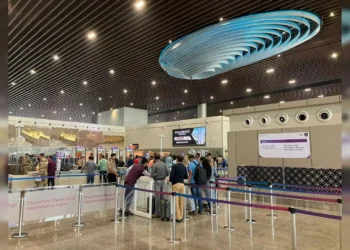 लखनऊ एयरपोर्ट पर रनवे मरम्मत कार्य पूर्ण, अब सामान्य रूप से संचालित होंगी सभी उड़ानें