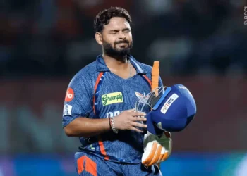 खराब प्रदर्शन के बाद सोशल मीडिया पर पत्रकार से भिड़े रिषभ पंत