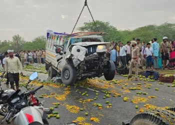 आगरा में भीषण हादसा, मॉर्निंग वॉक पर निकले तीन बुजुर्ग समेत चारकी मौत