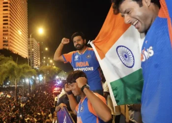 भारत में क्रिकेट कमेंट्री के गिरते स्तर पर भड़के रोहित शर्मा