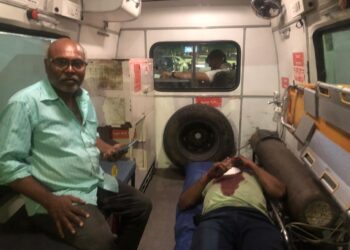 दादागिरीः आइसक्रीम के पैसे मांगने पर चाकू से रेत दिया गला