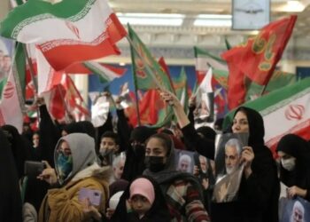 प्रयागराज से जियारत पर गए दर्जनों लोग ईरान में फंसे, परिजनों की बढ़ी चिंता