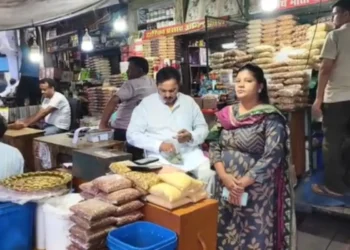 ईरान-इजरायल तनाव से थोक बाजार में उथल-पुथल, 25% तक बढ़े सेंधा नमक-ड्राई फ्रूट्स के दाम