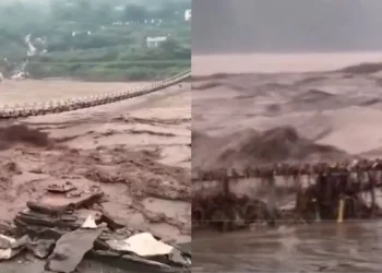 मंडी में बादल फटने से तबाही, तीन की मौत, 30 से अधिक लापता