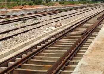 यूपी के इन दो जिलों को आजादी के 77 साल बाद रेल लाइन की सौगात