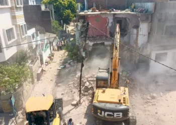 दिल्ली के बाद अब हरियाणा में बुलडोजर एक्शन, इन धार्मिक स्थलों को तोड़ने का नोटिस जारी