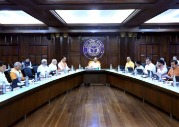 महिलाओं से लेकर किसानों तक – योगी सरकार की कैबिनेट बैठक में ऐतिहासिक सौगातों की झड़ी”