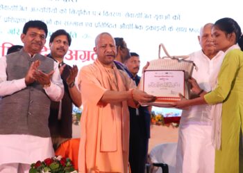 युवाओं को अपनी स्केल को स्किल बनाना है : सीएम योगी