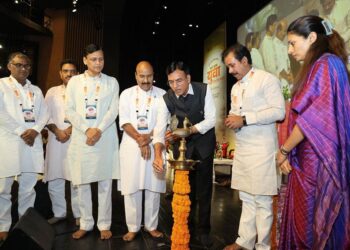 नशा मुक्त भारत की ओर युवाओं का आध्यात्मिक संकल्प, वाराणसी में ‘यूथ स्पिरिचुअल समिट’ का भव्य शुभारंभ