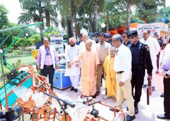 “कृषि नवाचारों की ओर बढ़ता उत्तर प्रदेश: लक्ष्य 2047 तक समृद्ध और आत्मनिर्भर किसान”