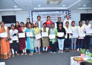 महिला सशक्तिकरण की उड़ान: हुनर से आत्मनिर्भरता की ओर बढ़ती बेटियां