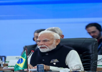 पीएम मोदी ने उठाई वैश्विक संस्थानों में सुधार की मांग