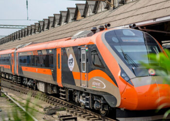 अब 20 बोगियों के साथ चलेगी वंदे भारत एक्सप्रेस