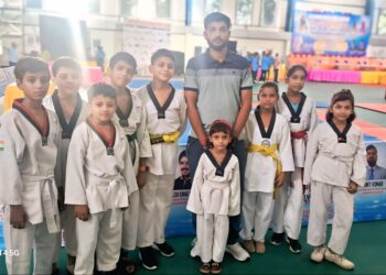 जिला ताइक्वांडो चैंपियनशिप में वैलोरियस ताइक्वांडो के खिलाडियों  ने  जीता  सोना-चांदी