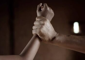 सफदरगंज में महिला से छेड़छाड़, विरोध पर दी जान से मारने की धमकी