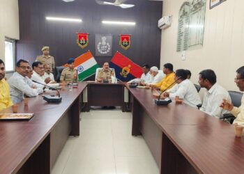 व्यापारियों संग पुलिस की बैठक संपन्न, सुरक्षा पर दिया गया जोर