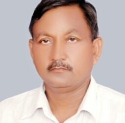 बाराबंकी: मेंथा की खुशबू से गांव–गांव समृद्धि, टैक्स राहत से किसानों में खुशी