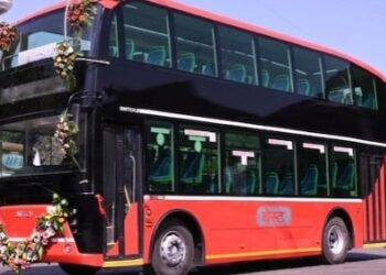 नवरात्र से अयोध्या की सड़कों पर दौड़ेंगी डबल डेकर बसें, एक बस की कीमत तीन करोड़ रुपये