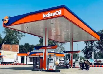 पेट्रोल पंप डीलरशिप का झांसा देकर 50 लाख की ठगी