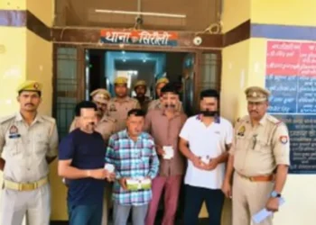 वर्दीधारी ही निकला अफीम तस्कर, एएसआई समेत चार गिरफ्तार