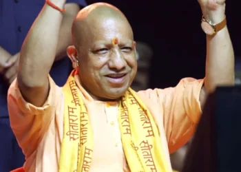 अयोध्या में दीपों की गंगा, 26 लाख दीपों से बना नया वर्ल्ड रिकॉर्ड